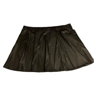 Torrid Size 6 Black Coated Faux Leather Skater Skirt Plus 6X NWT
